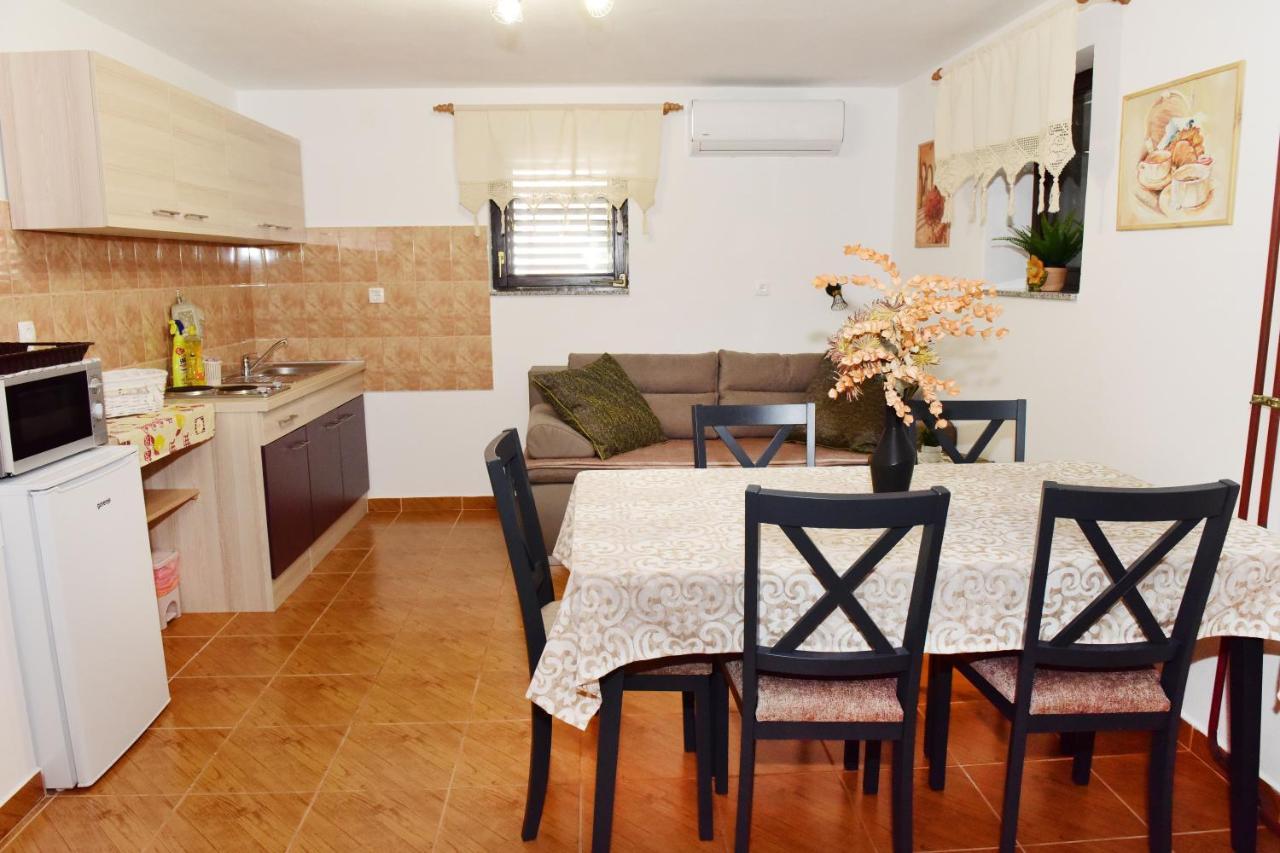 Apartman Bingo Йосипдол Екстер'єр фото