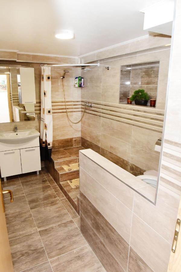 Apartman Bingo Йосипдол Екстер'єр фото